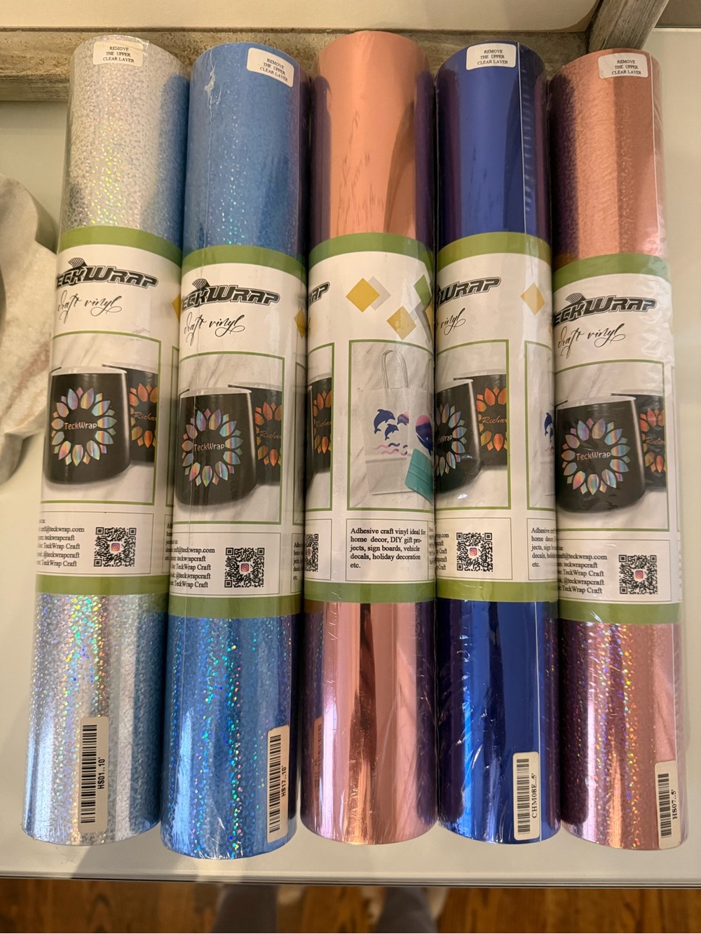 Teck Wrap Craft Vinyl Roll-halo graphic.
Brand new.